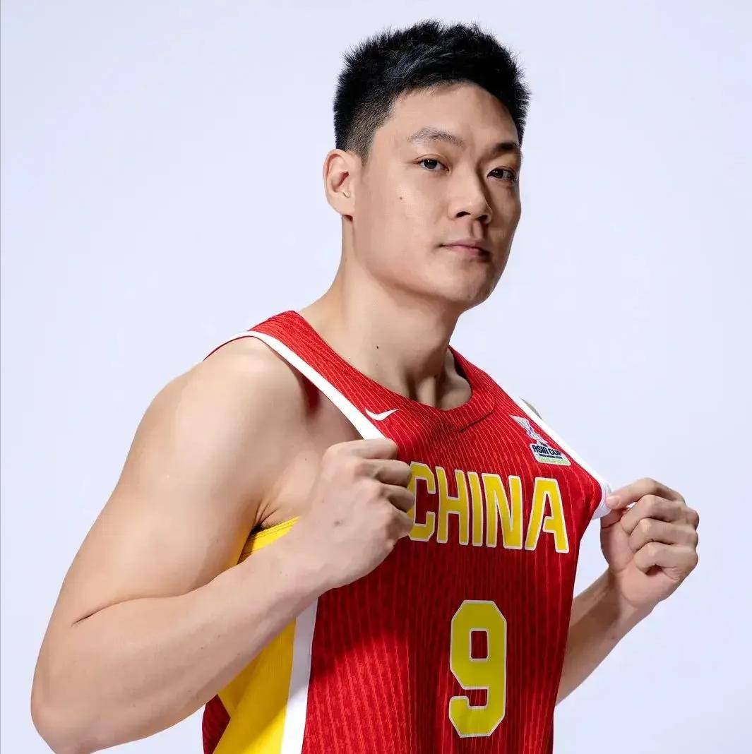 关于三人男篮-中国男篮16-21荷兰张宁7分4篮板的信息