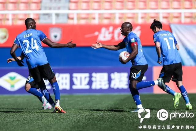 2025中甲：大连鲲城迎战南京城市，穆谢奎+多米尼克携手争胜