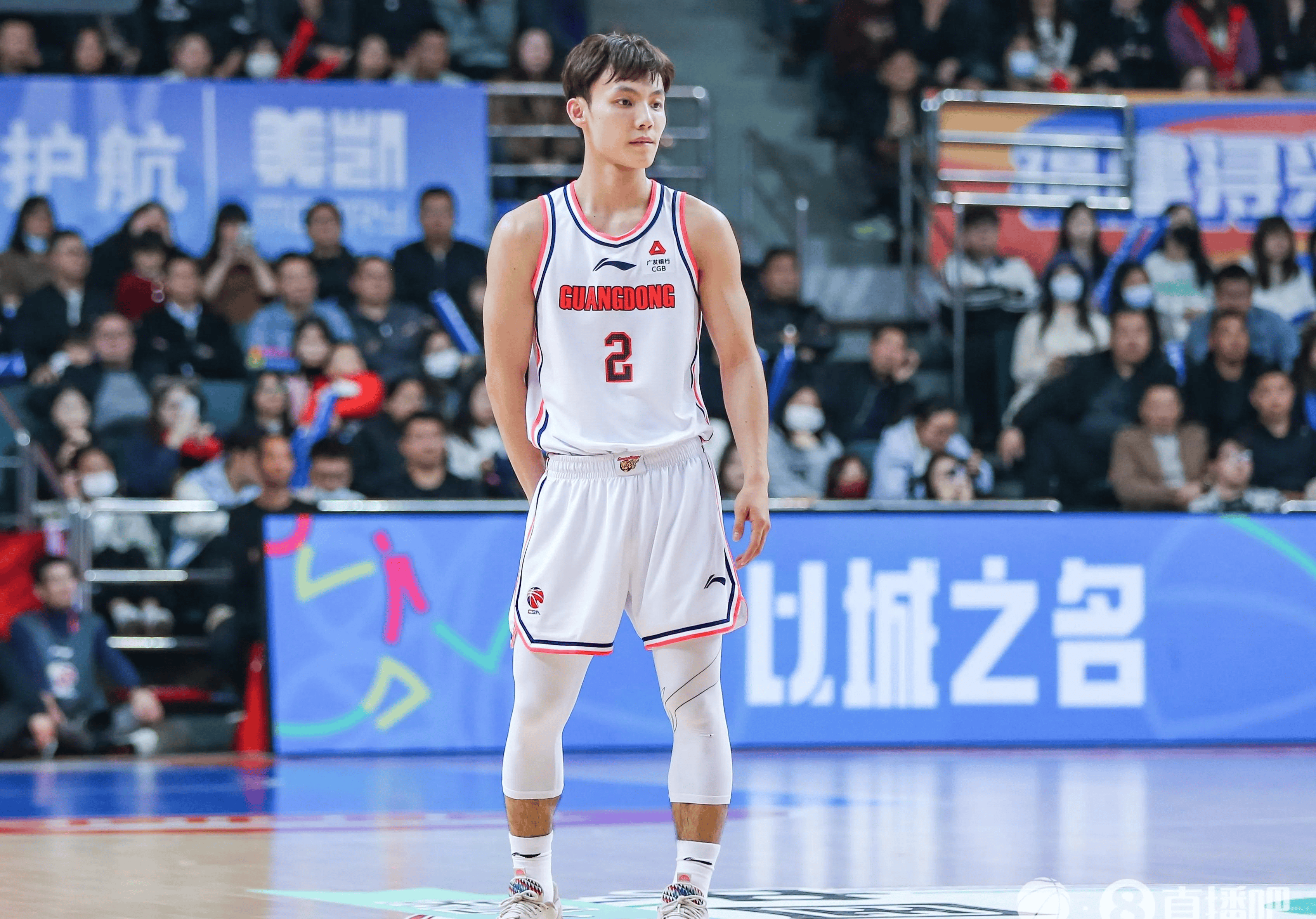 周琦11分首钢不敌广厦王哲林18+15上海胜北控的简单介绍
