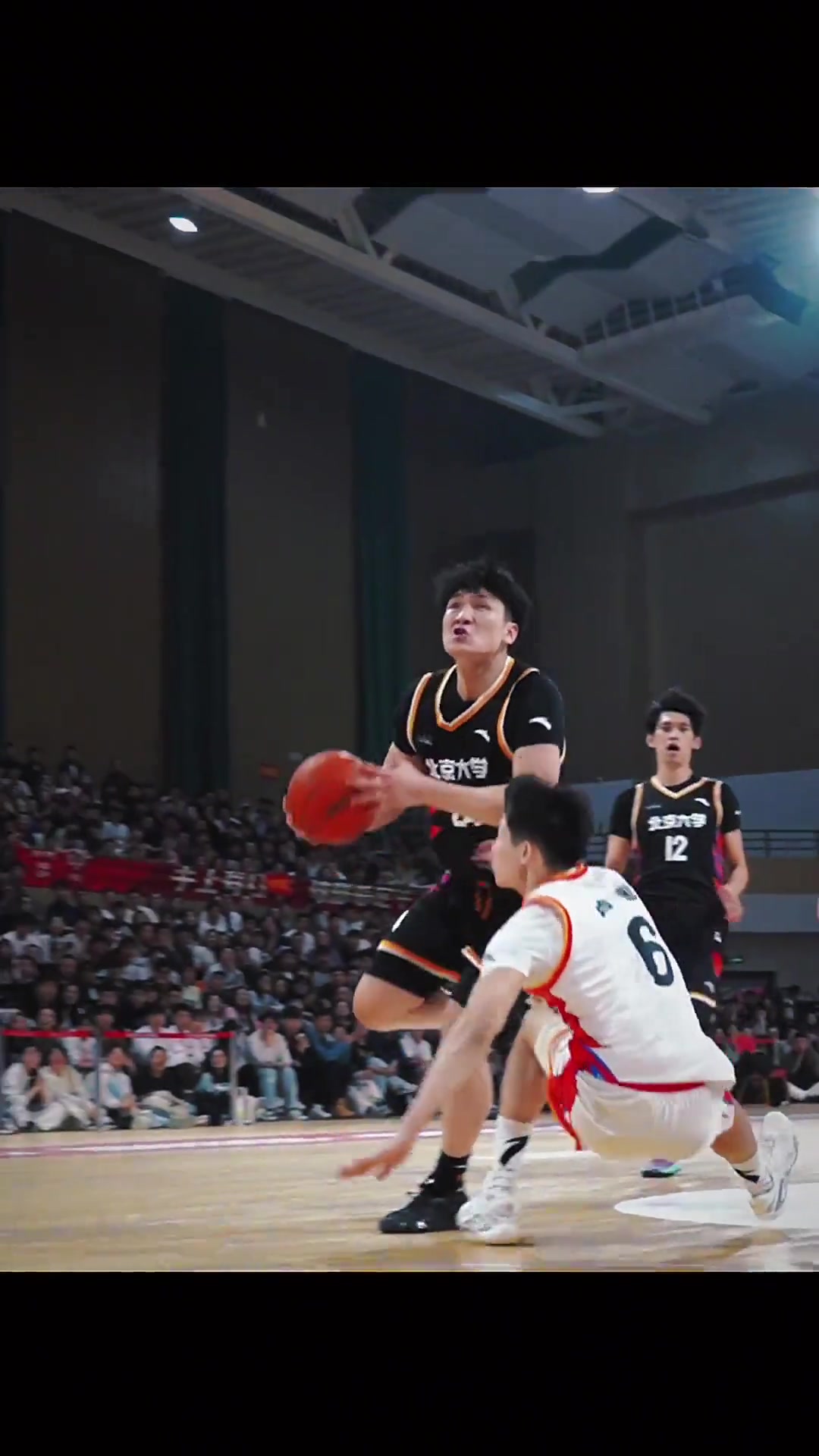 包含管子煜30+7率北大夺冠大学退役将加盟广州打CBA+曾获星锐赛MVP的词条