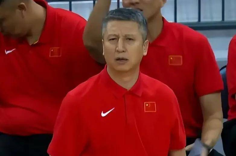 包含男篮亚洲杯阵容出炉！广东2球员争议不断，郭士强应考虑辽篮感受的词条