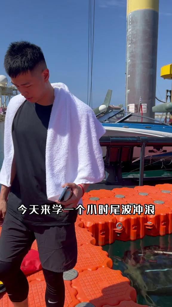 北京队球员方硕社媒更新休赛期日常：方贝儿历险记的简单介绍